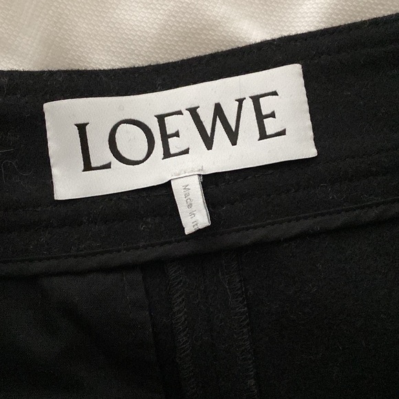 LOEWE Button Shorts - Picture 7 of 8